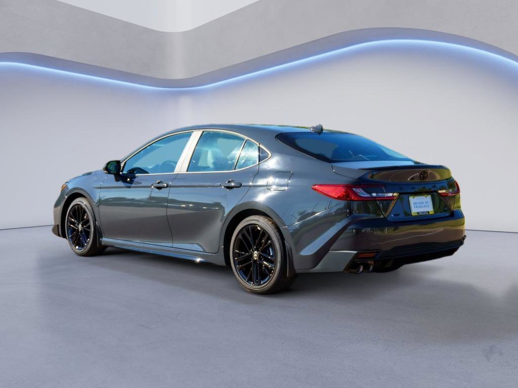 New 2026 Toyota Camry SE image 7