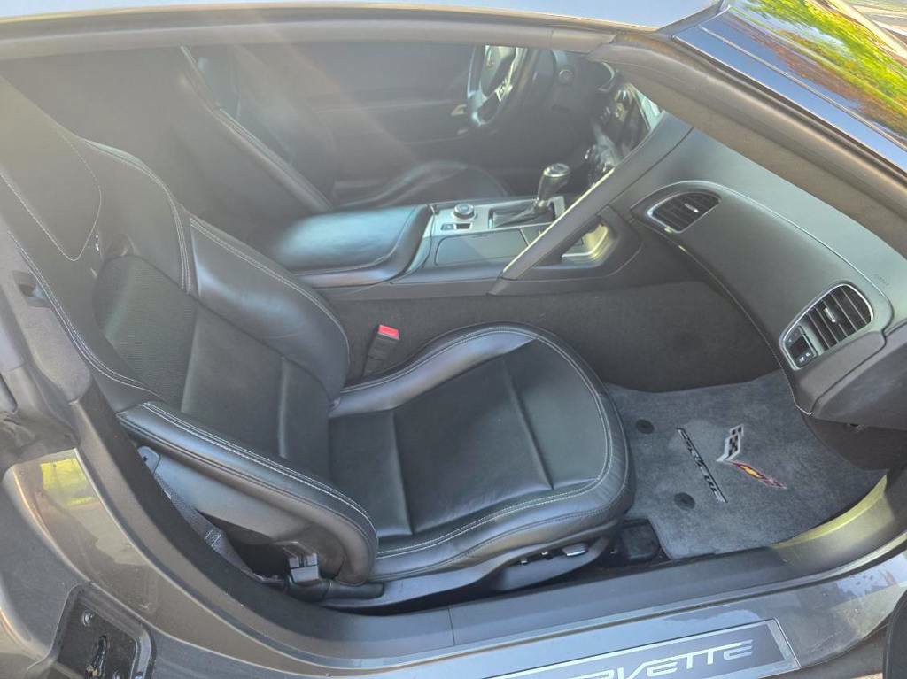 Used 2015 Chevrolet Corvette Stingray Coupe w/ 3LT Preferred Equipment Group RWD image 3