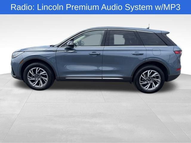 Used 2023 Lincoln Corsair AWD w/ Equipment Group 101A image 8
