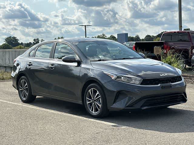 Used 2024 Kia Forte LXS w/ LXS Technology Package FWD image 27
