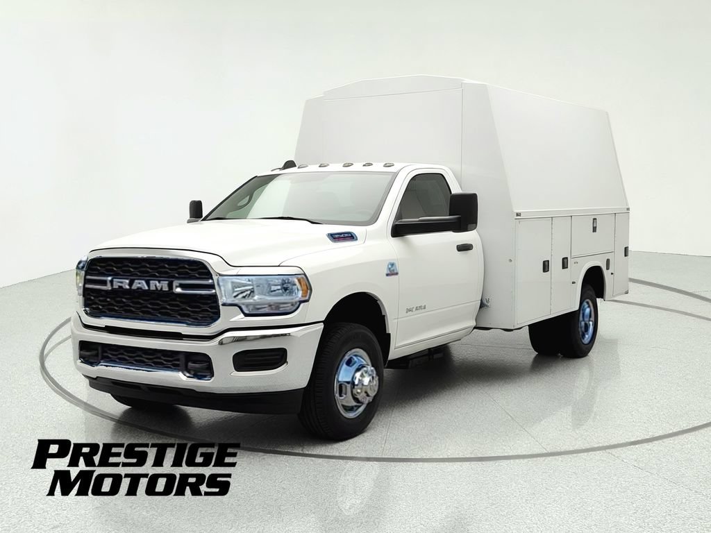 Used 2021 RAM 3500 Tradesman w/ Chrome Appearance Group RWD image 3