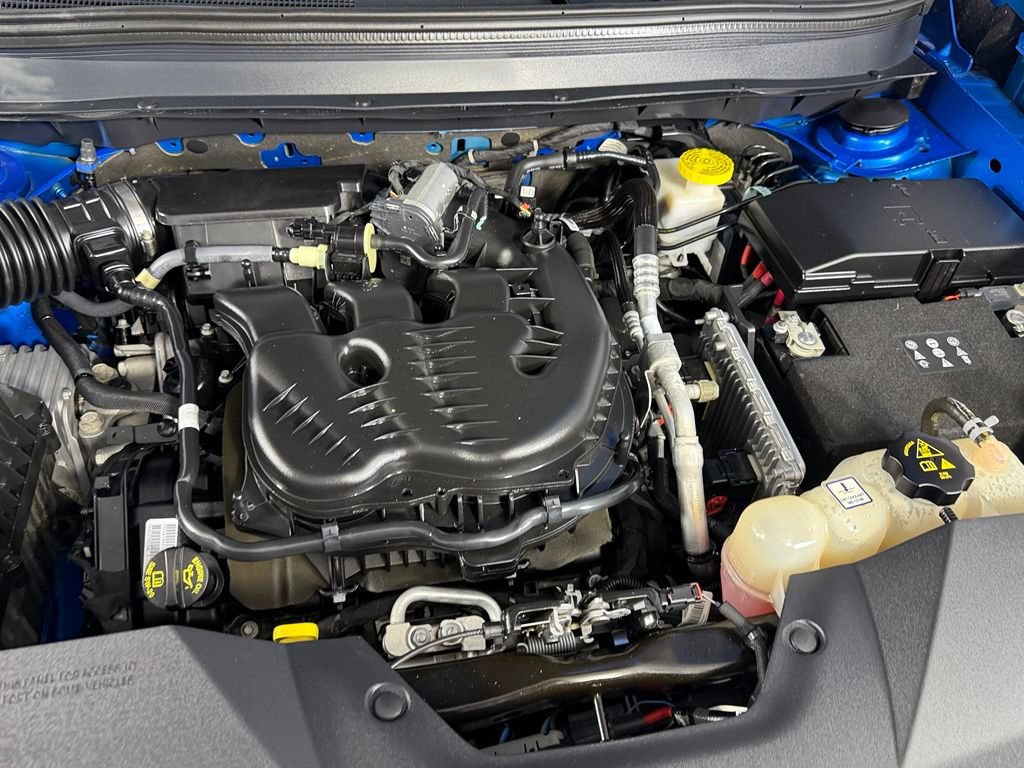 Used 2019 Jeep Cherokee Trailhawk w/ Cold Weather Group AWD/4WD image 33