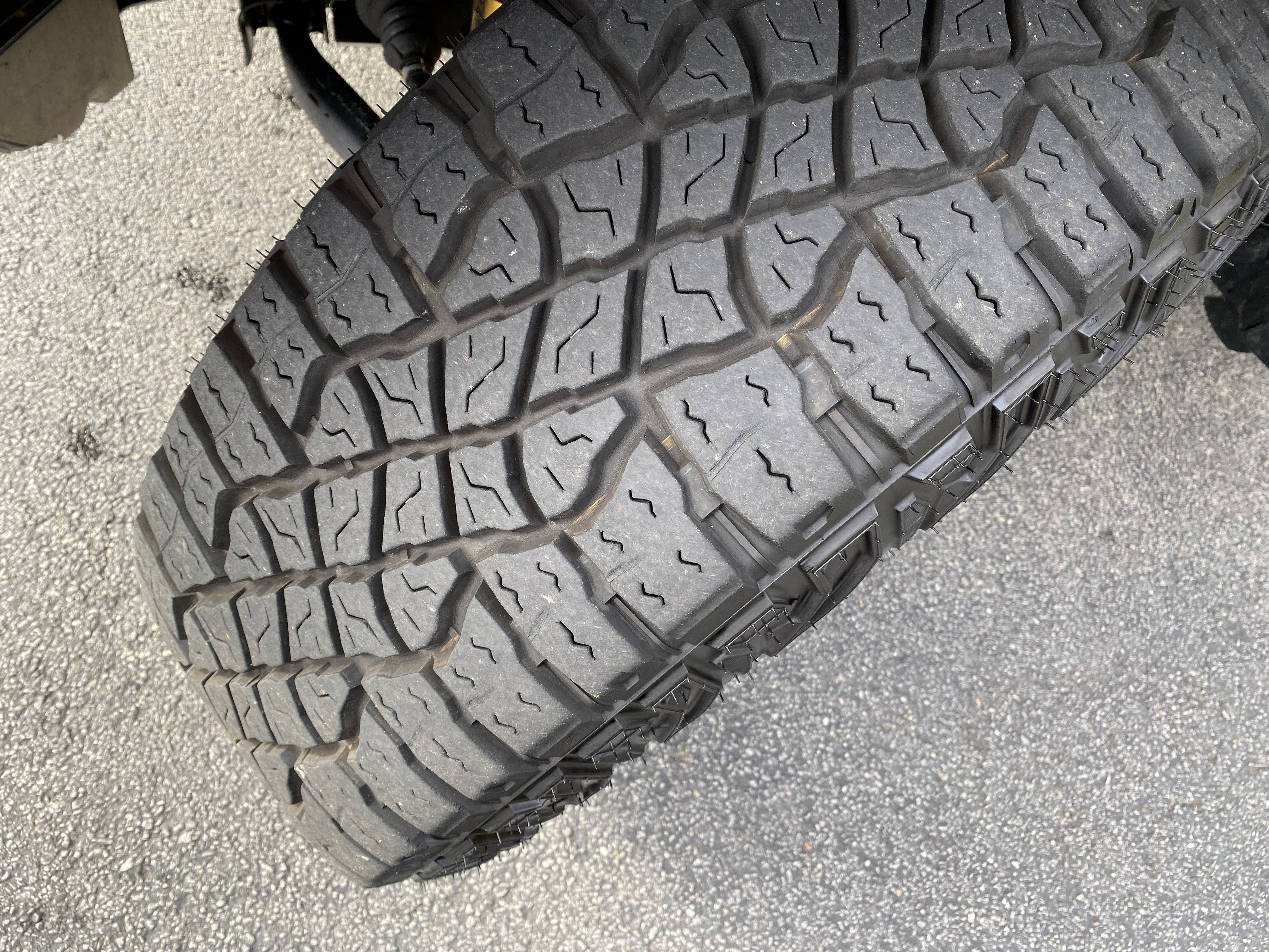 Used 2024 Chevrolet Colorado ZR2 w/ Safety Package image 12