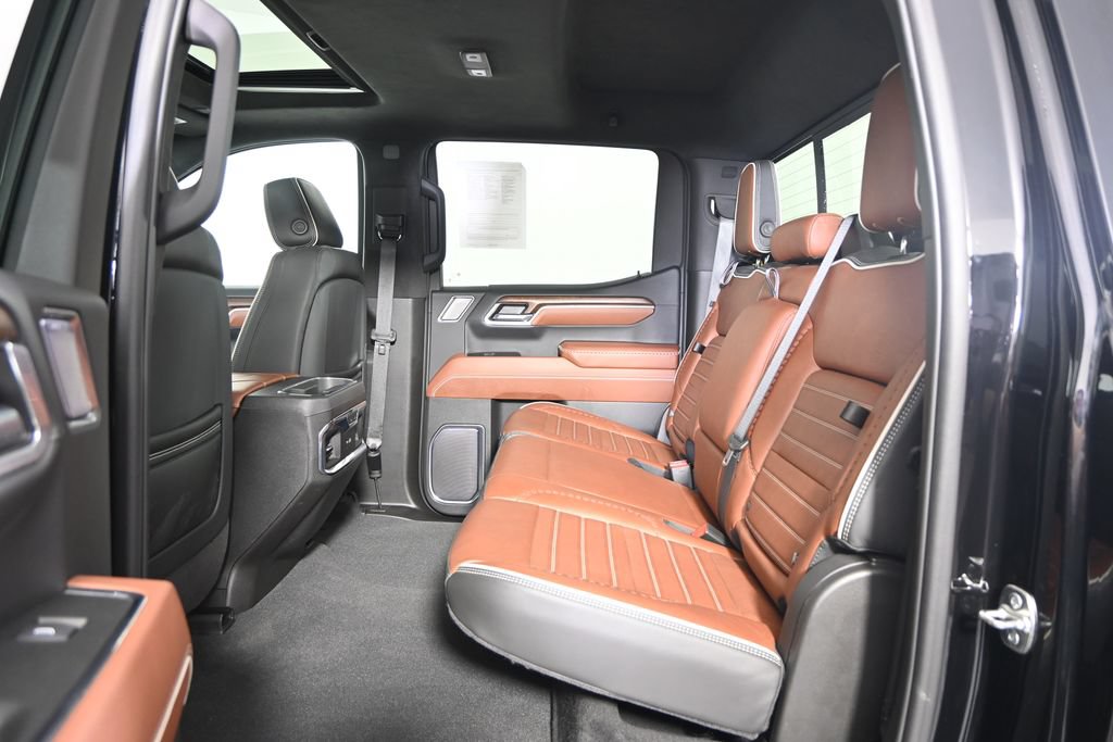 Used 2025 GMC Sierra 1500 Denali Ultimate AWD/4WD image 17