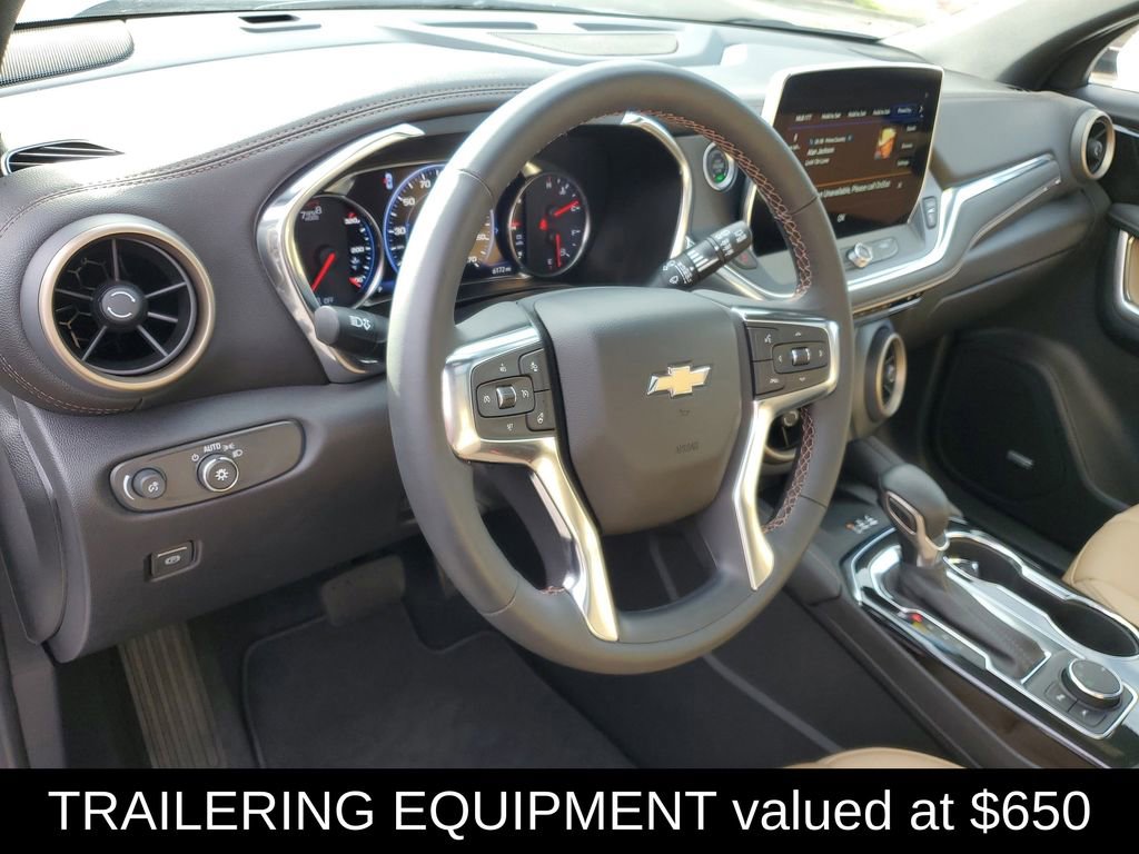 Used 2025 Chevrolet Blazer Premier w/ Driver Confidence II Package image 10