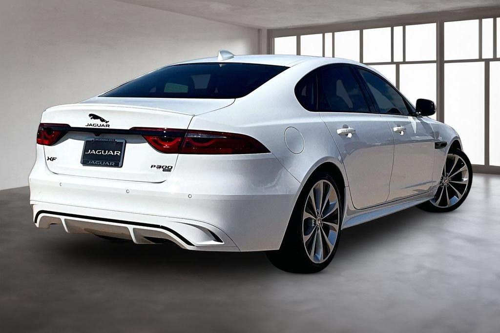 Used 2022 Jaguar XF R-Dynamic SE AWD/4WD image 2