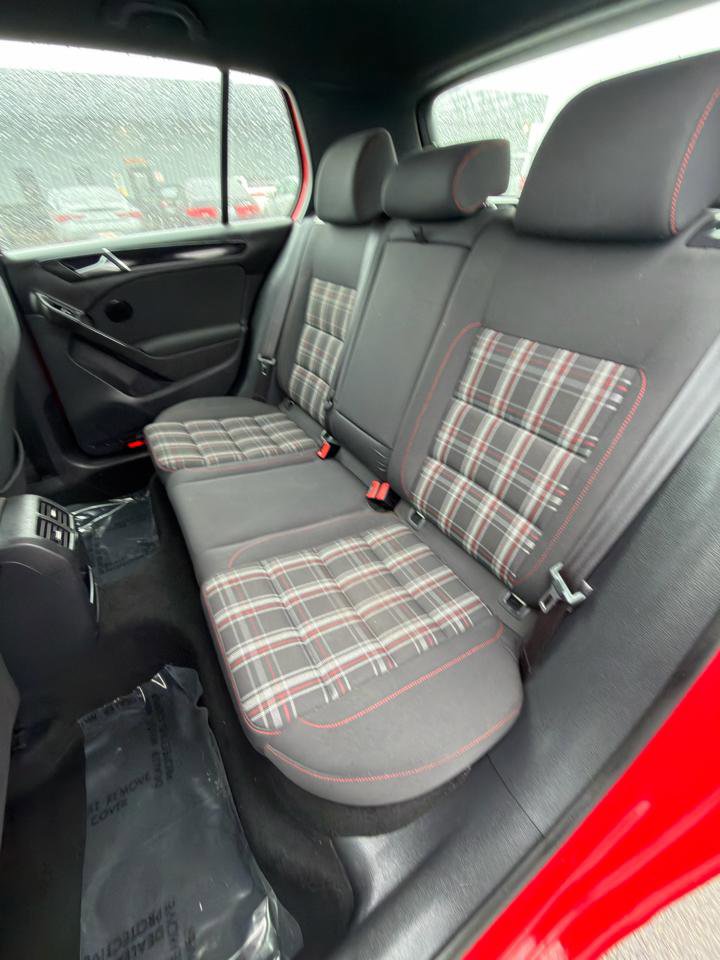 Used 2013 Volkswagen GTI 4-Door FWD image 38