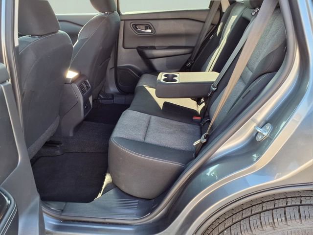 Used 2025 Nissan Rogue SV image 23