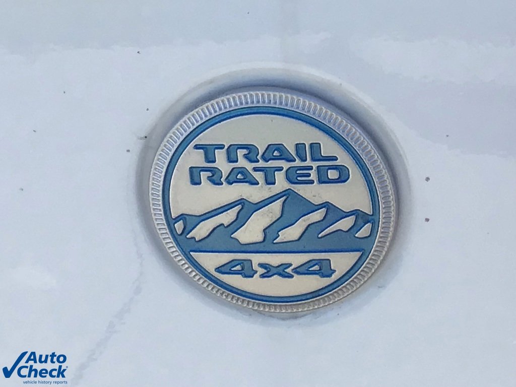 Used 2022 Jeep Wrangler Unlimited Sahara w/ Cold Weather Group image 35