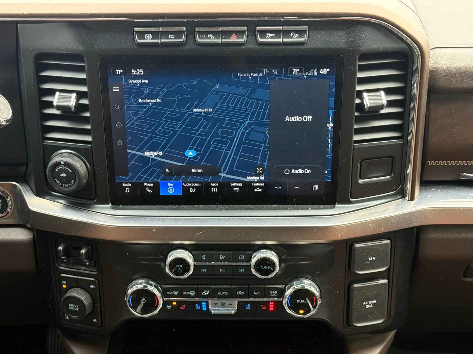 Used 2024 Ford F350 King Ranch w/ FX4 Off-Road Package AWD/4WD image 20