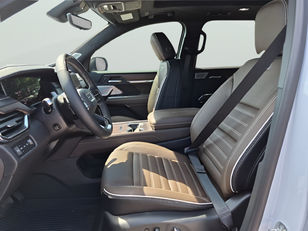 New 2027 GMC Acadia Denali Ultimate w/ LPO, Floor Liner Package AWD/4WD image 18