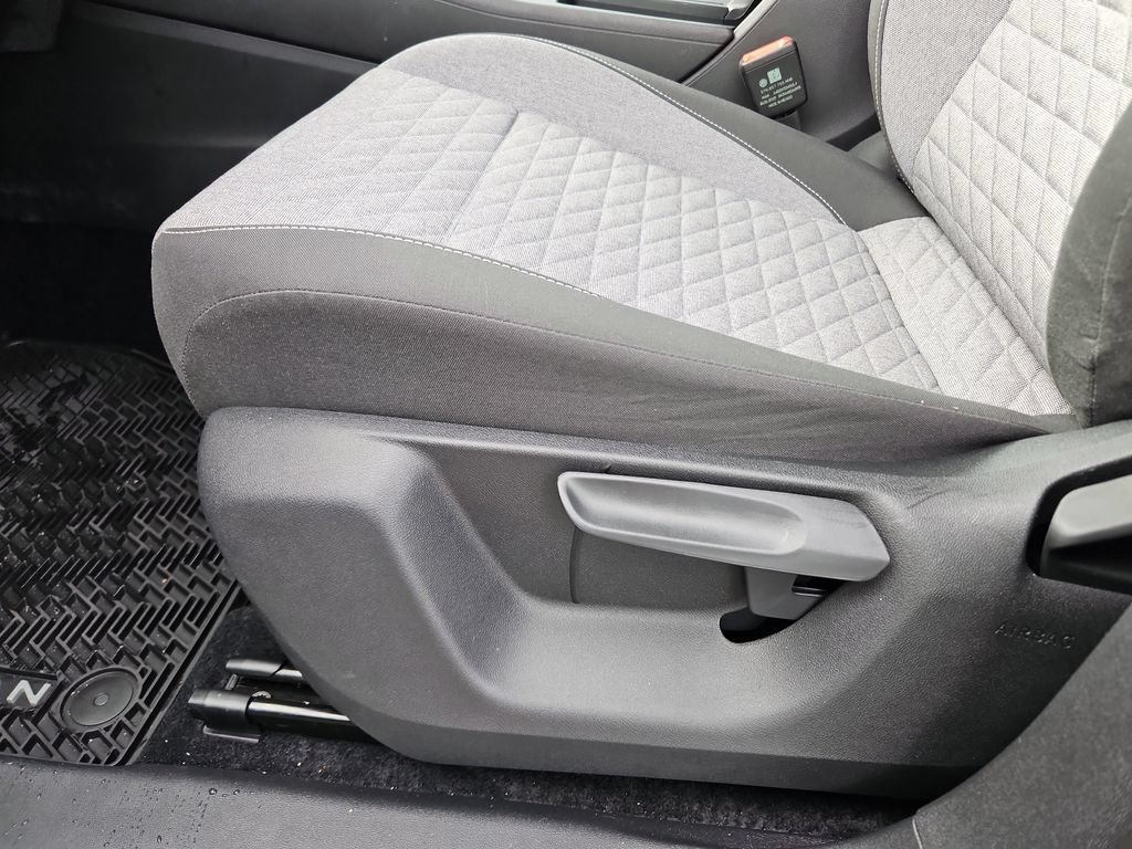 Used 2025 Volkswagen Tiguan S AWD/4WD image 22