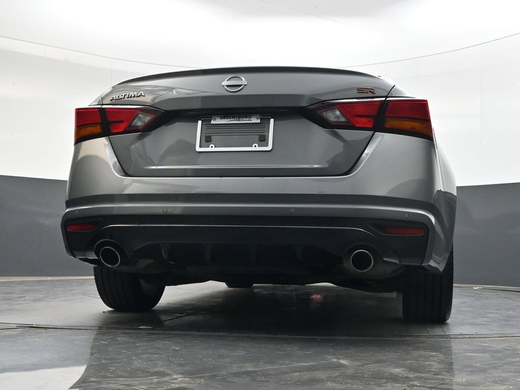 Used 2025 Nissan Altima 2.5 SR FWD image 29