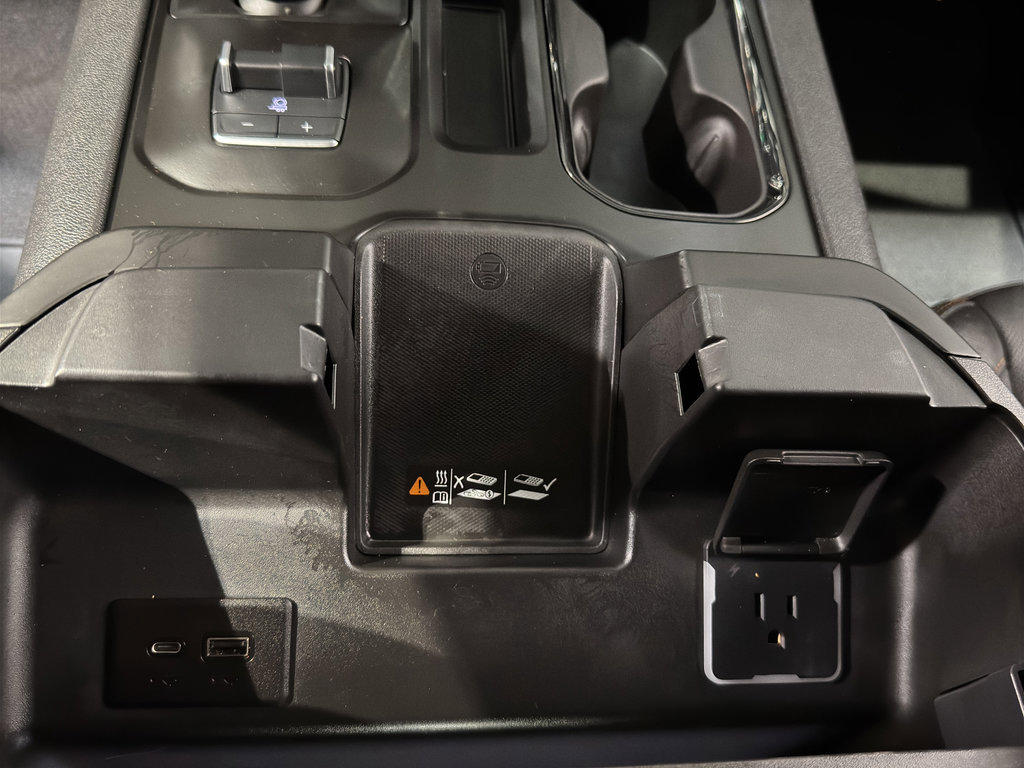 Used 2022 GMC Sierra 1500 AT4 w/ Sierra Safety Plus Package image 38