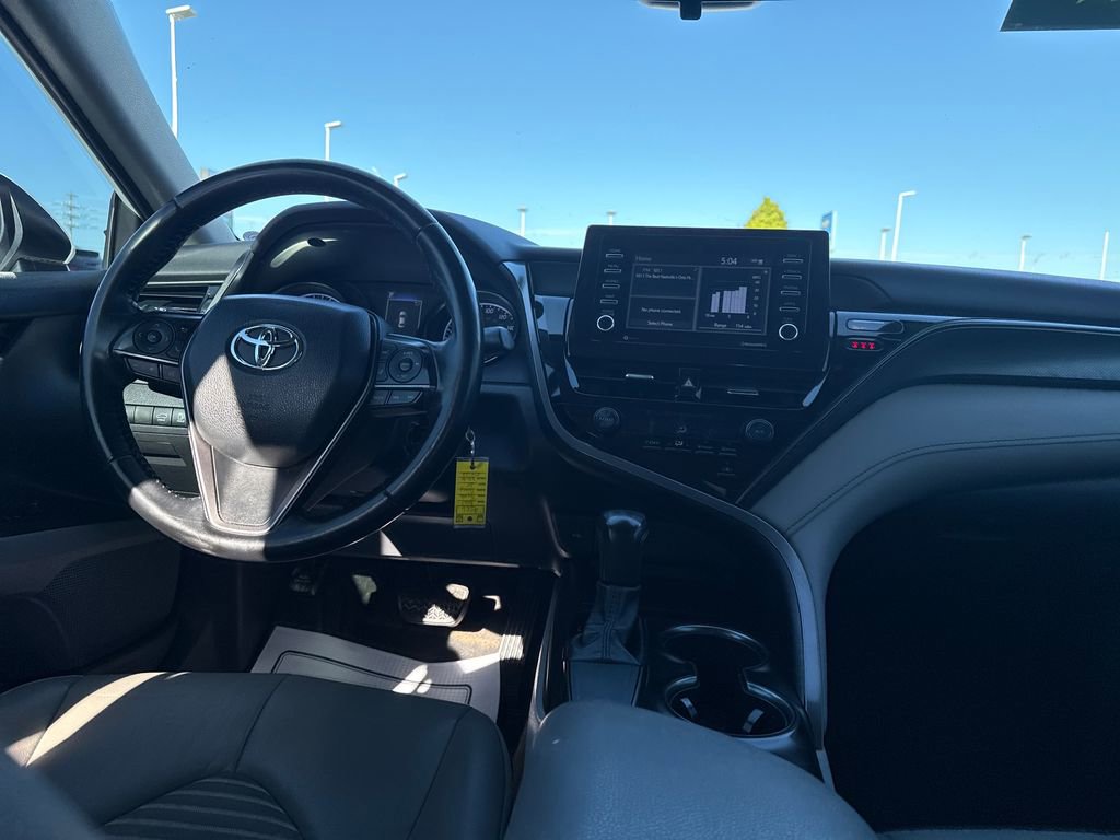 Used 2021 Toyota Camry SE FWD image 22