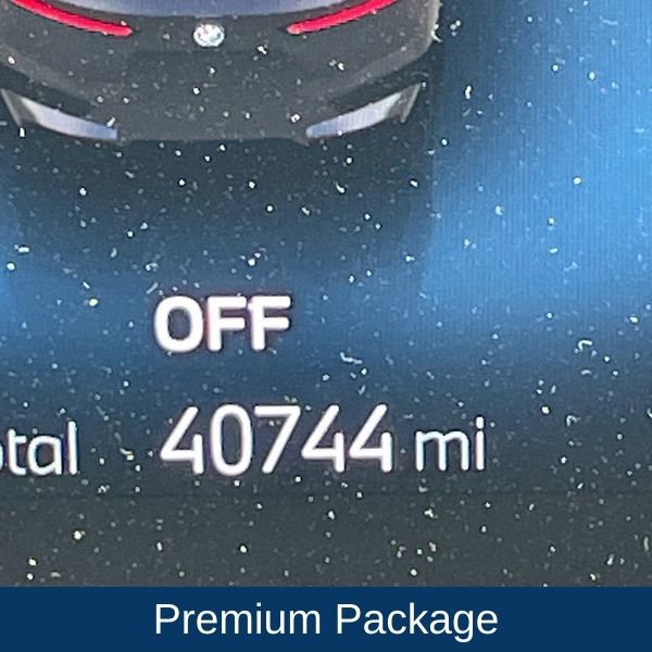 Used 2024 BMW iX xDrive50 w/ Premium Package image 17