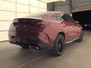 Used 2024 Mercedes-Benz GLC 300 4MATIC w/ AMG Line image 7