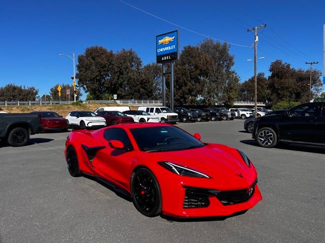 Used 2025 Chevrolet Corvette Z06 w/ Battery Protection Package image 2