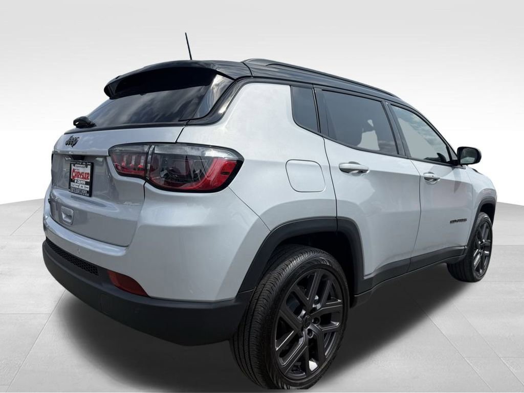 New 2025 Jeep Compass Limited w/ Sun & Sound Group image 13
