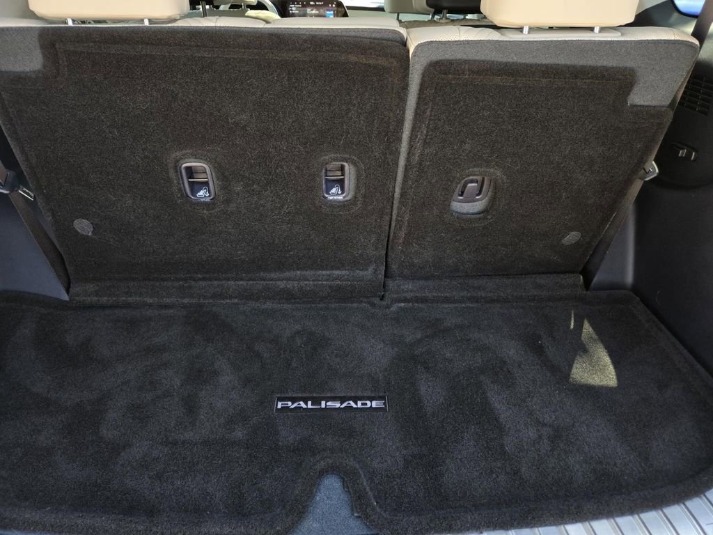 Certified 2025 Hyundai Palisade Calligraphy image 12
