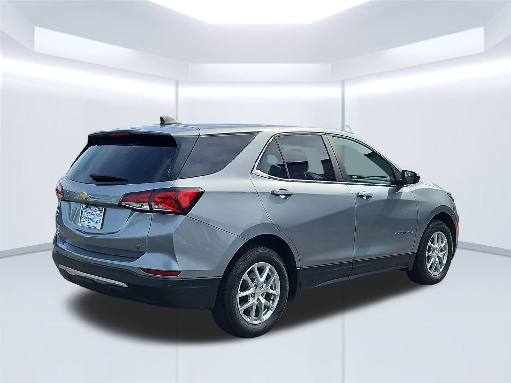 Used 2024 Chevrolet Equinox LT FWD image 5