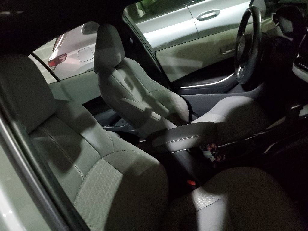 Used 2021 Toyota Corolla SE w/ Carpet Mat Package (TMS) FWD image 7