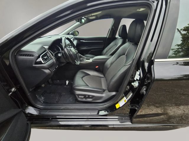 Used 2023 Toyota Camry SE FWD image 9