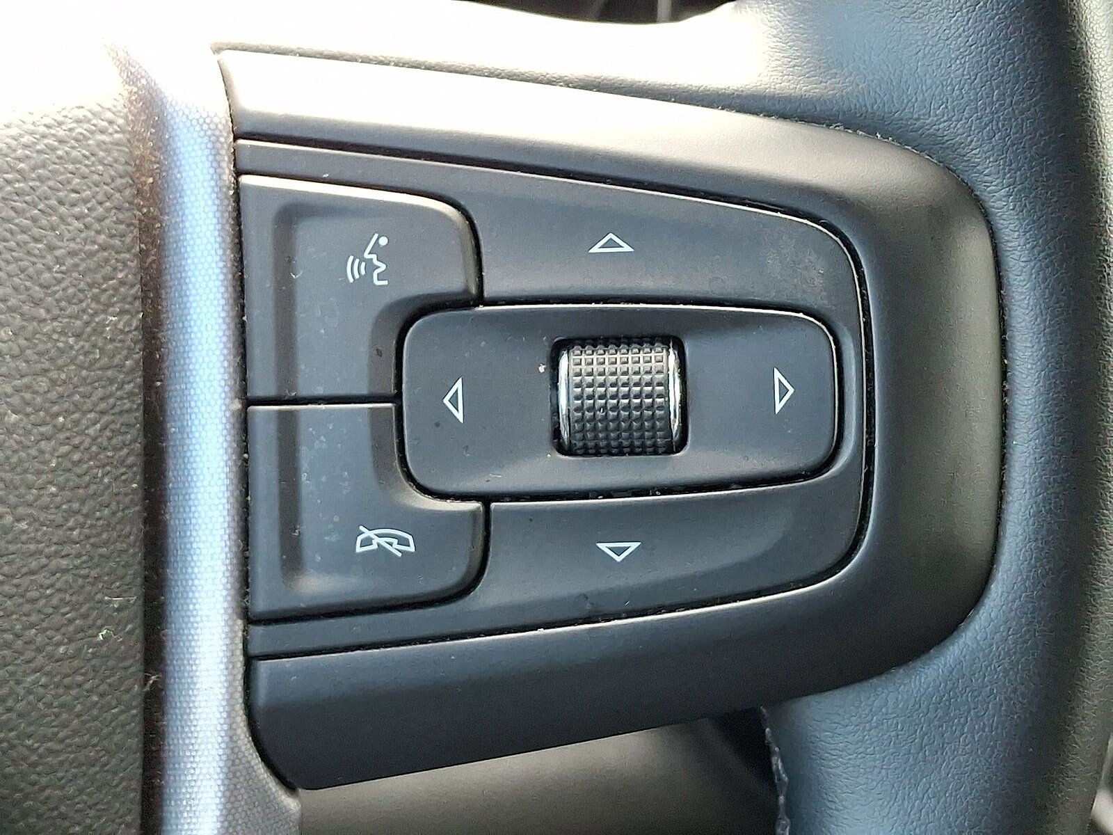 Used 2024 GMC Sierra 1500 Elevation AWD/4WD image 18