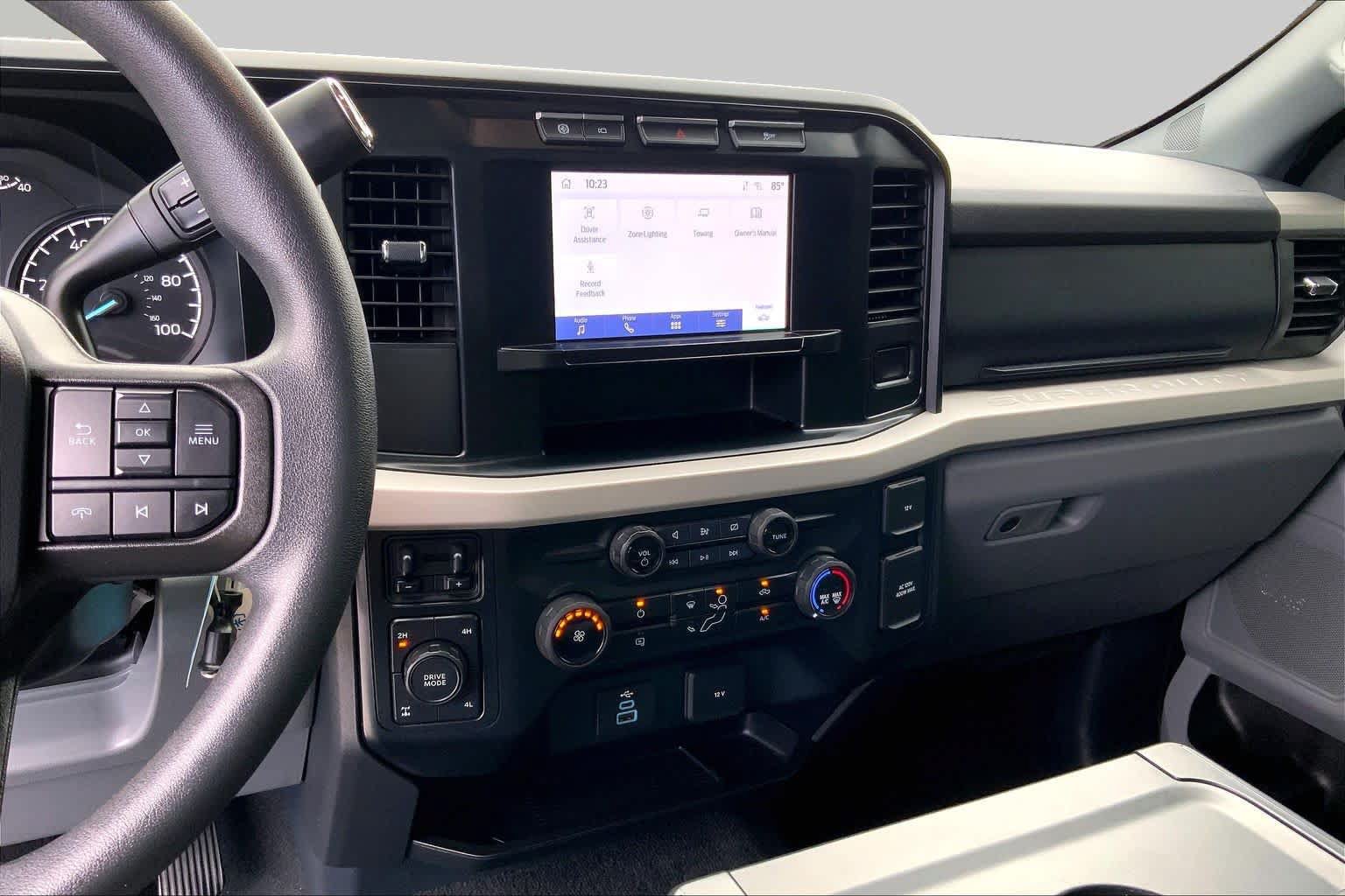Used 2023 Ford F350 XLT w/ 360-Degree Camera Package AWD/4WD image 6