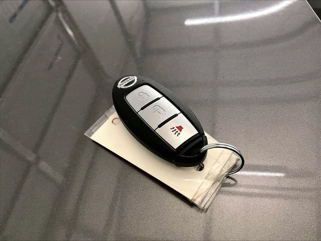 Used 2020 Nissan Rogue Sport SV AWD/4WD image 9