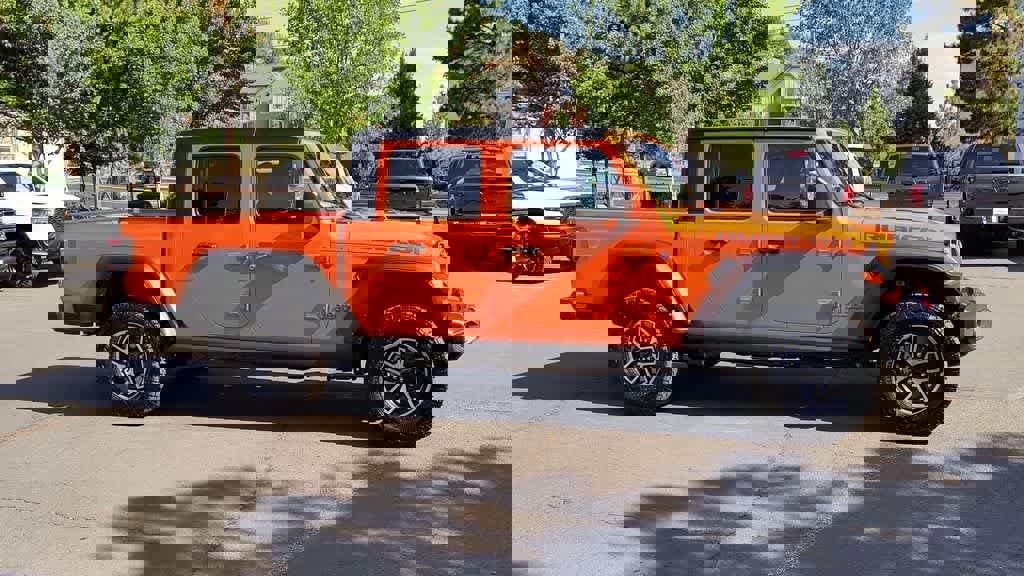 New 2025 Jeep Gladiator Rubicon w/ Convenience Group image 2