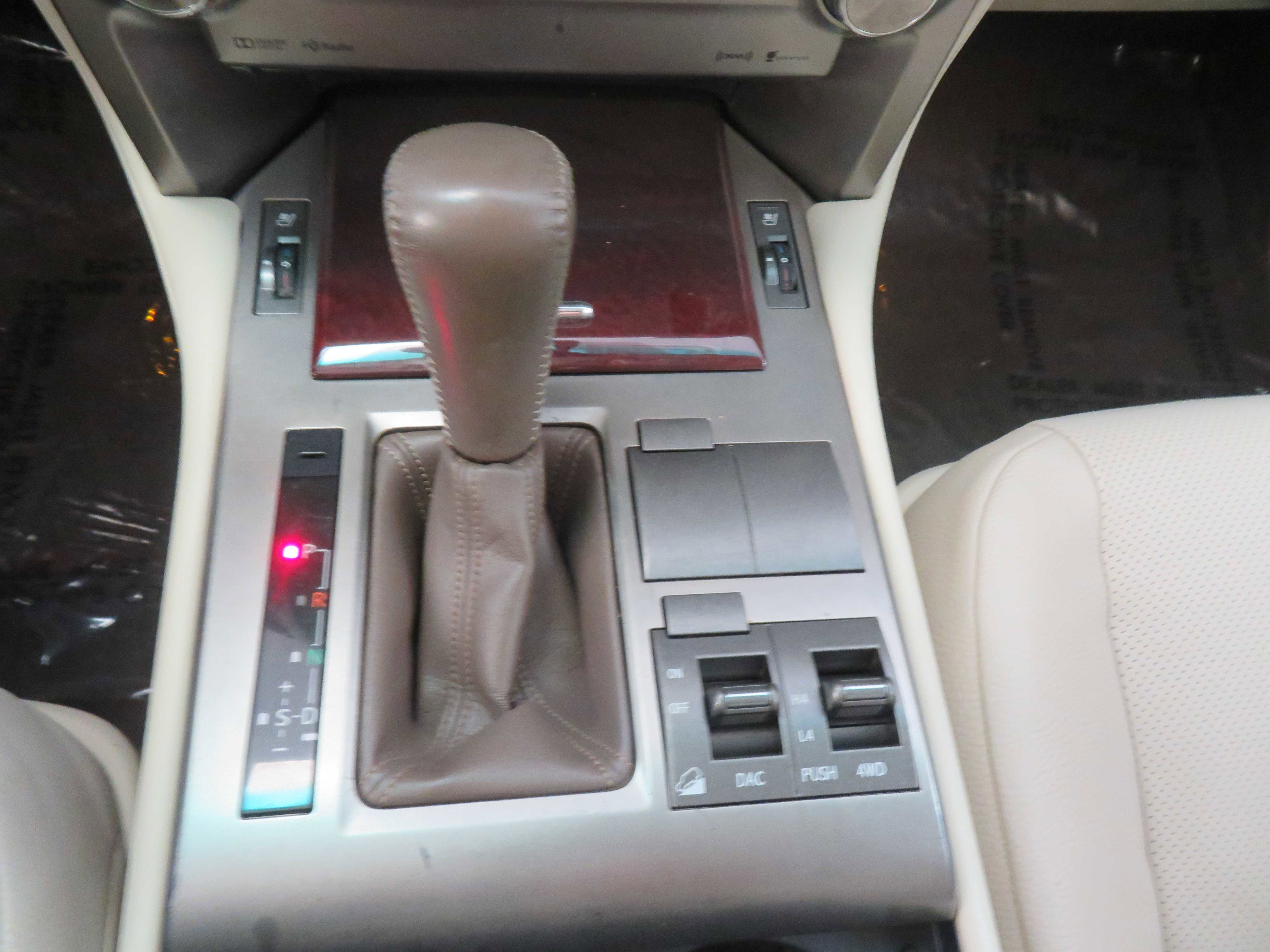 Used 2014 Lexus GX 460 w/ Premium Package image 45