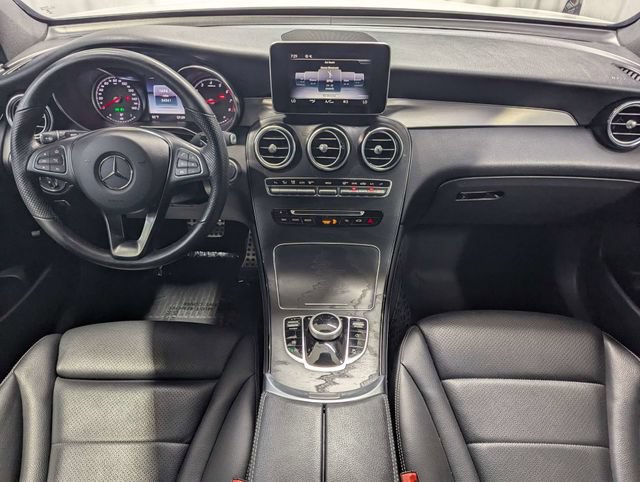 Used 2019 Mercedes-Benz GLC 300 4MATIC w/ Exterior Lighting Package image 6