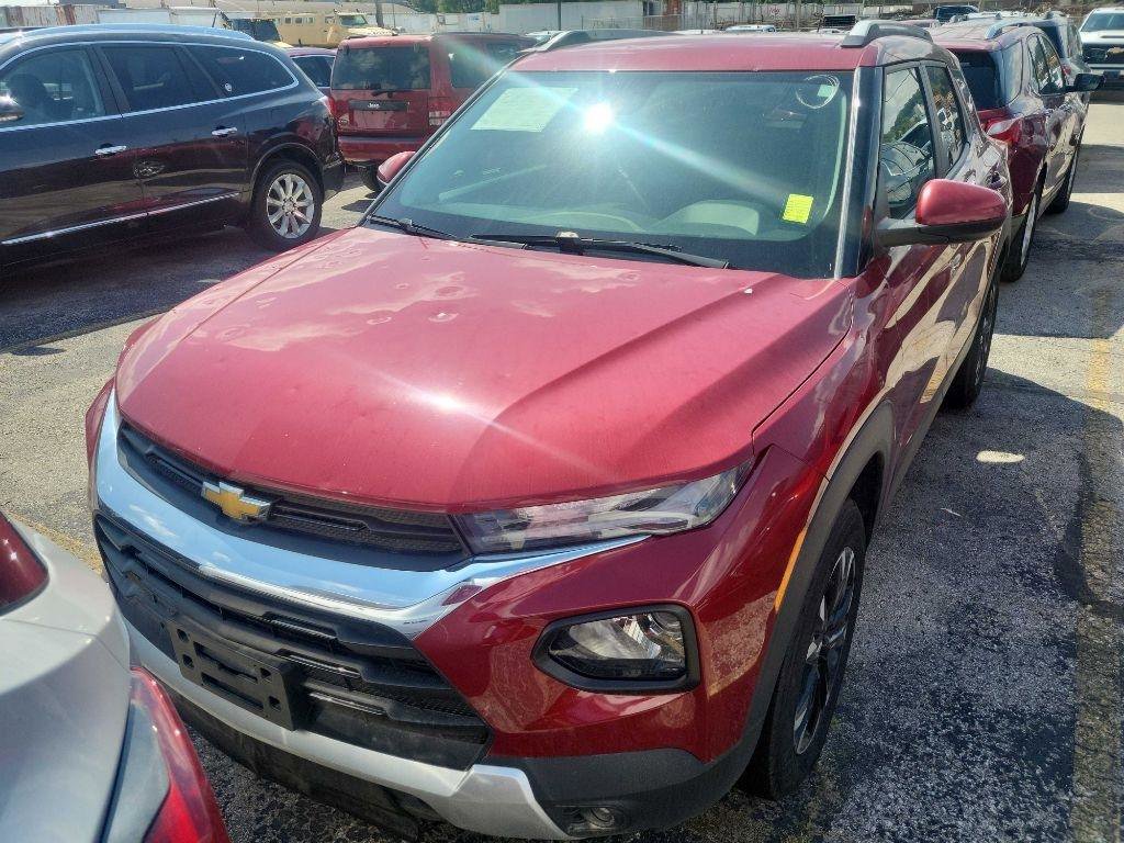 Used 2021 Chevrolet TrailBlazer LT w/ Convenience Package AWD/4WD image 2
