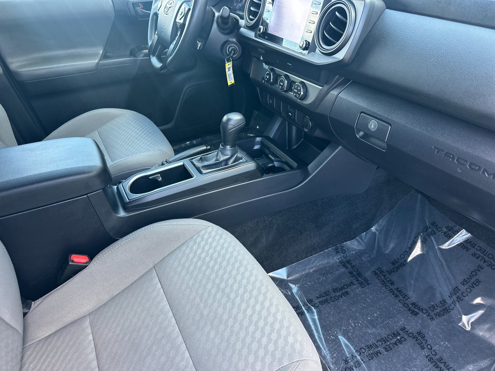 Used 2022 Toyota Tacoma SR w/ SR Convenience Package RWD image 17