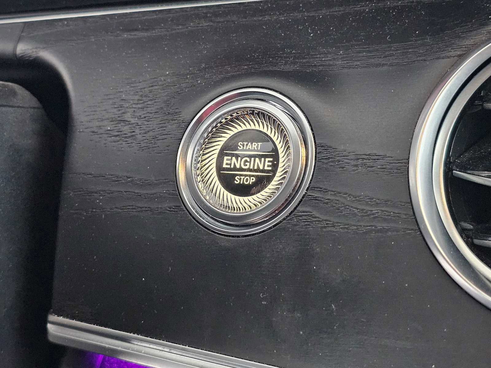 Used 2017 Mercedes-Benz E 300 image 30