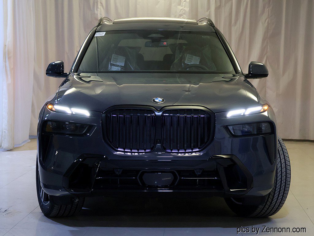 Used 2026 BMW X7 xDrive40i w/ M Sport Package image 5