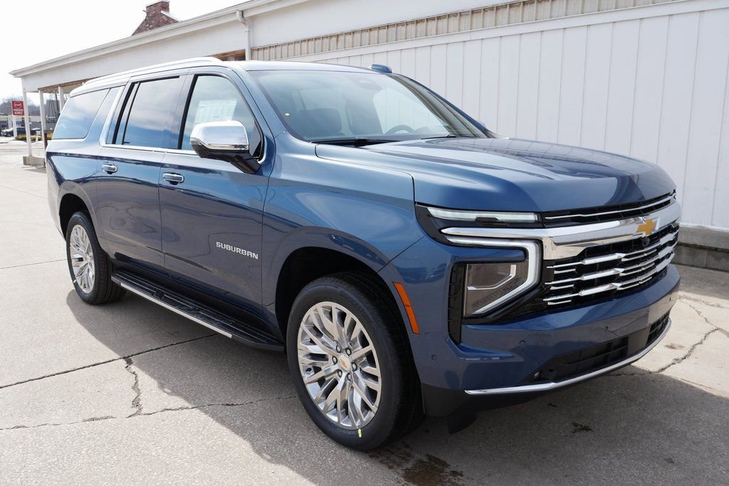 New 2026 Chevrolet Suburban Premier image 2