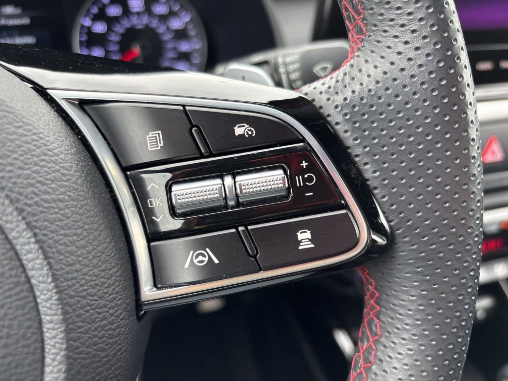 Certified 2023 Kia Forte GT FWD image 25