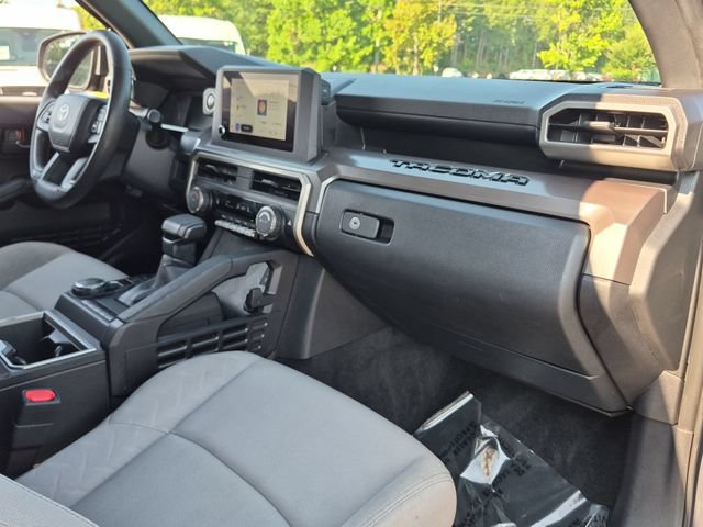 Used 2024 Toyota Tacoma SR5 AWD/4WD image 35