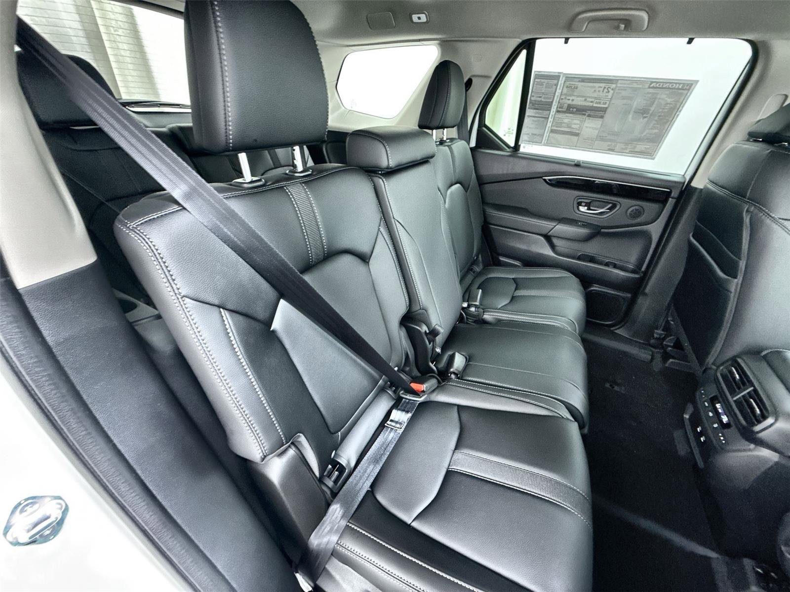 New 2026 Honda Pilot EX-L image 32