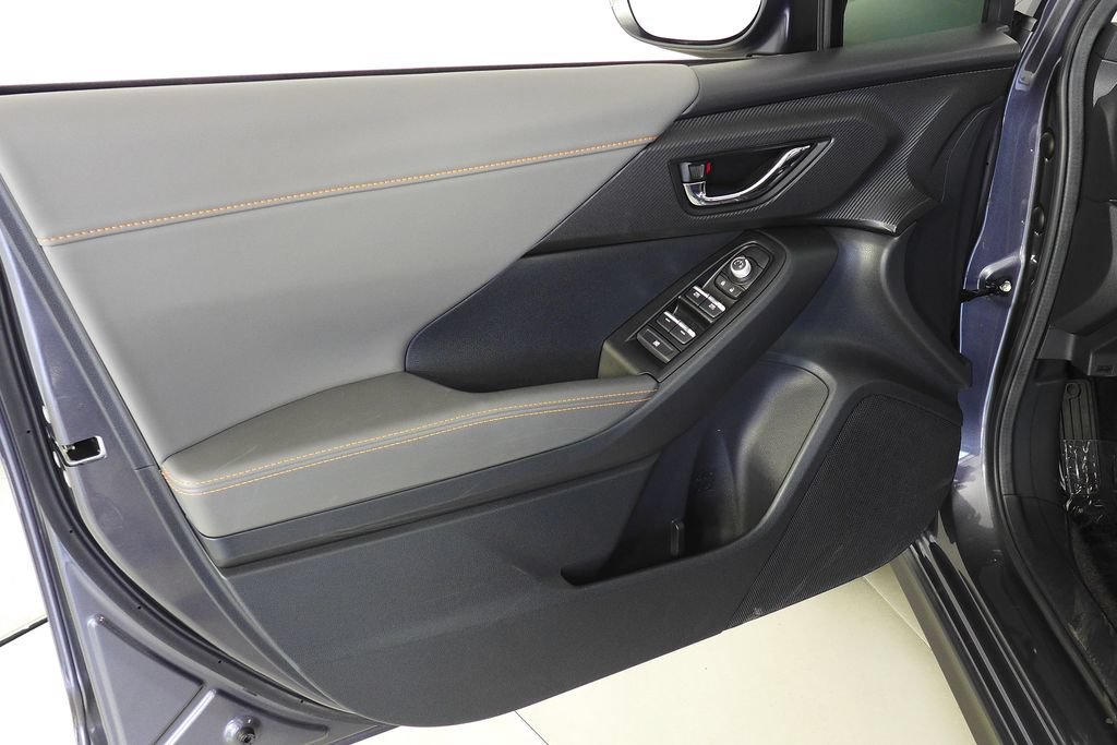 Certified 2025 Subaru Crosstrek 2.5i Limited w/ Crosstrek Mirror Package AWD/4WD image 11