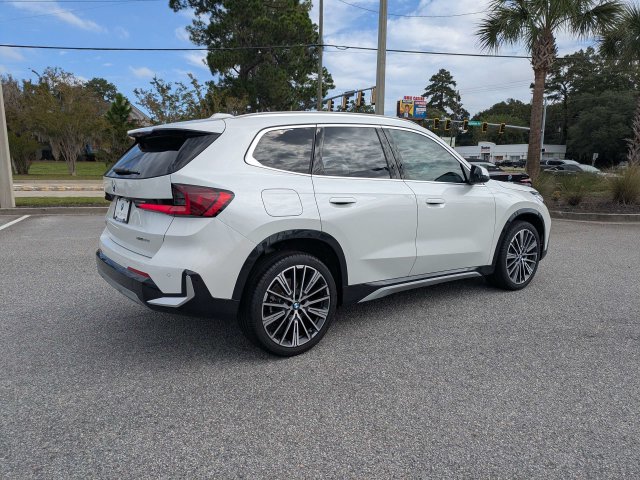 Used 2025 BMW X1 xDrive28i w/ Premium Package AWD/4WD image 4