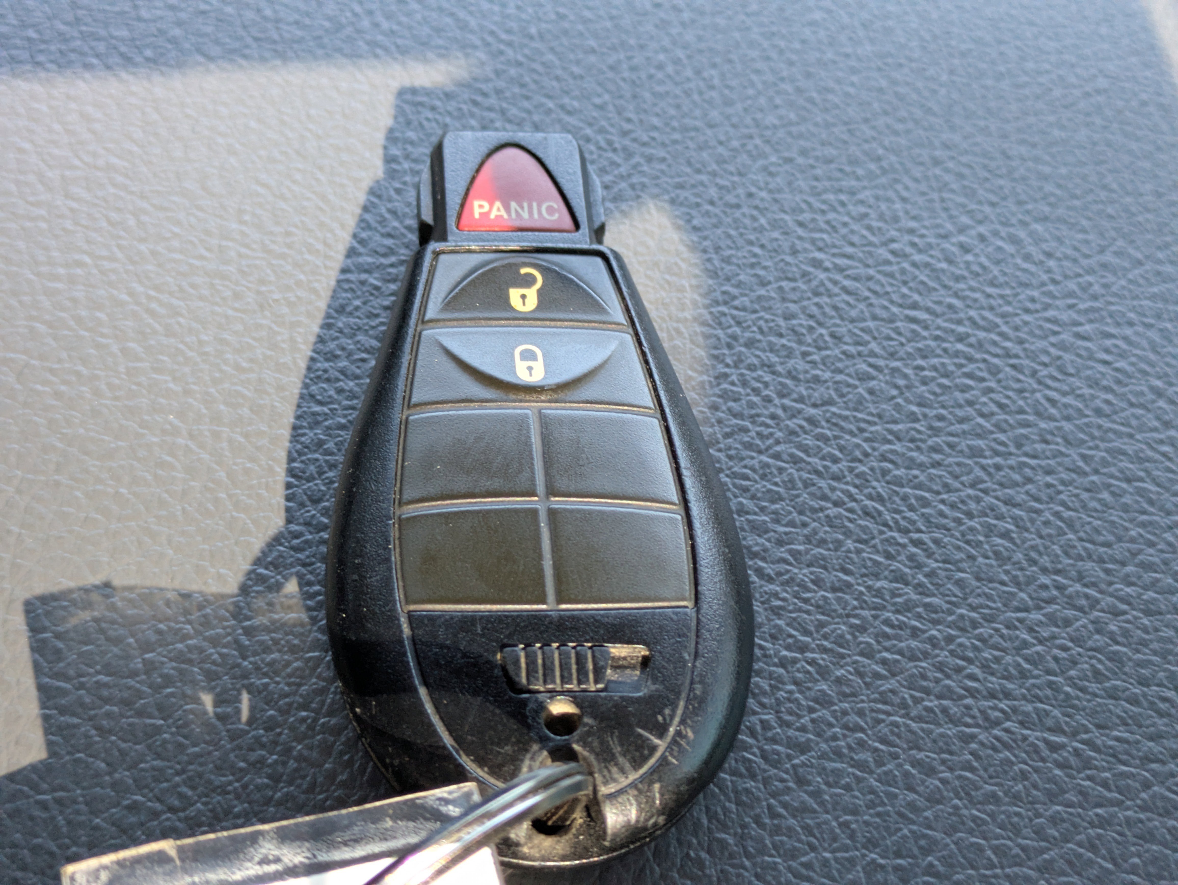 Used 2014 RAM 1500 Express image 31