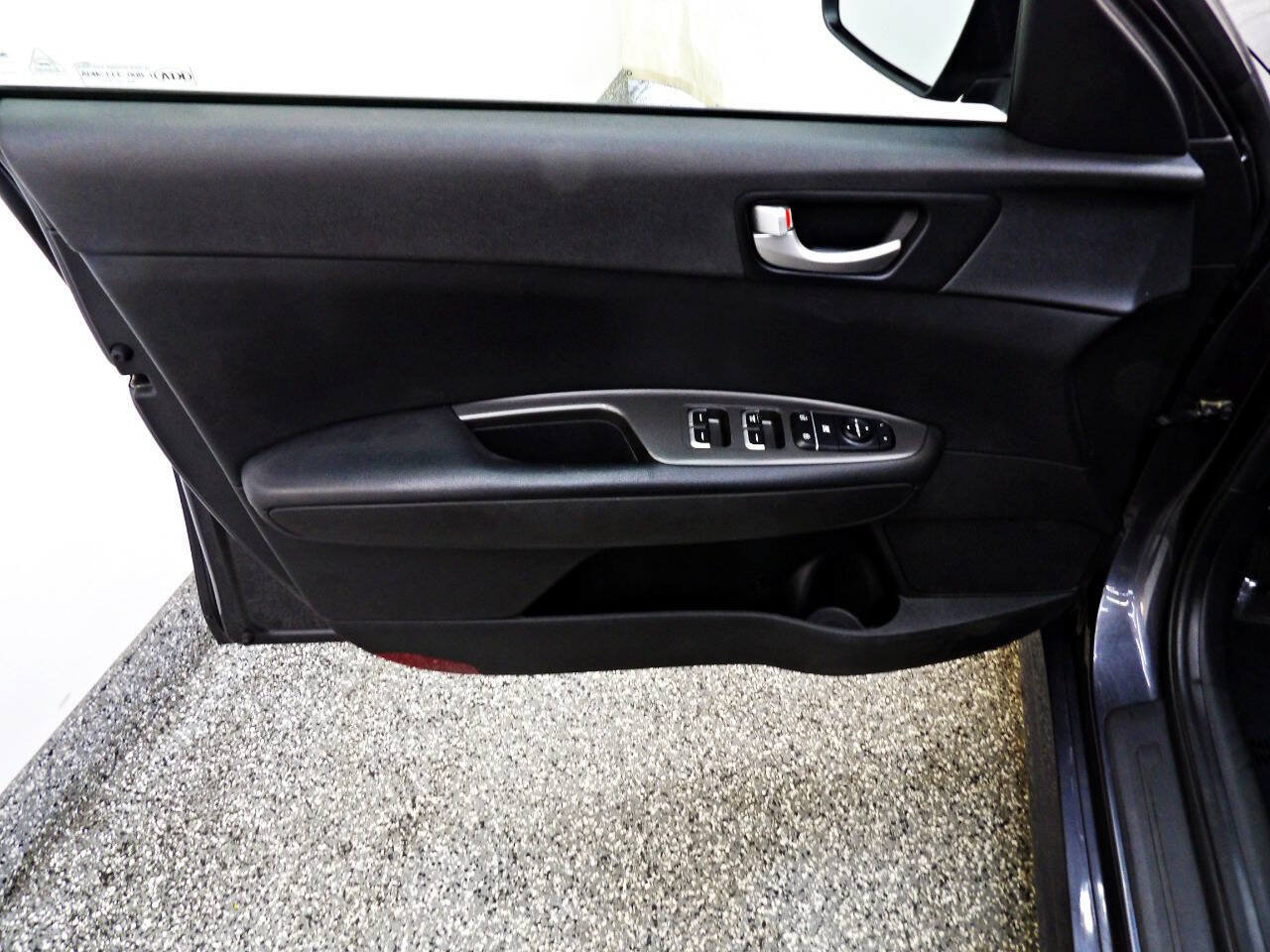 Used 2019 Kia Optima LX FWD image 7