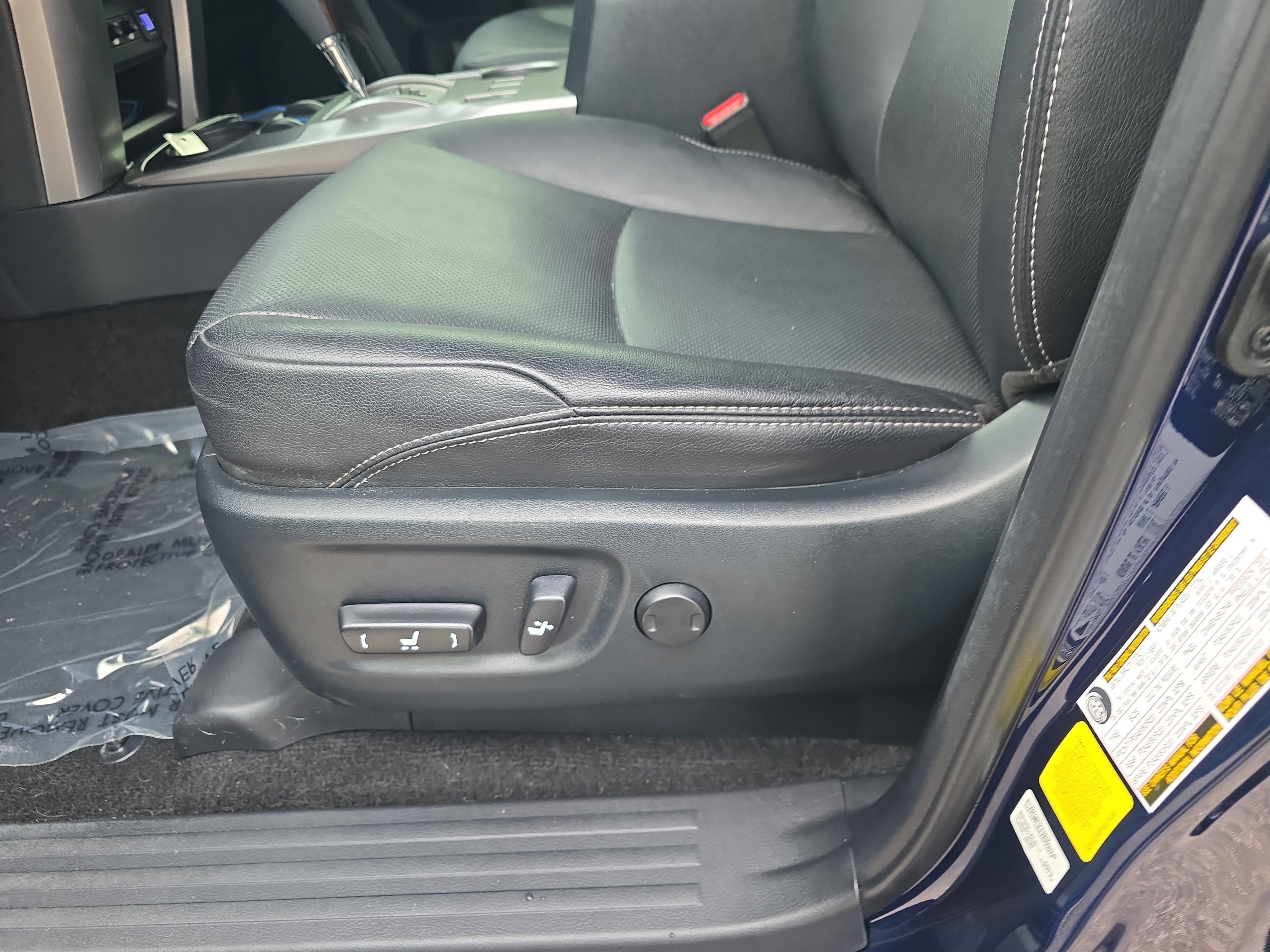 Used 2023 Toyota 4Runner Limited RWD image 31