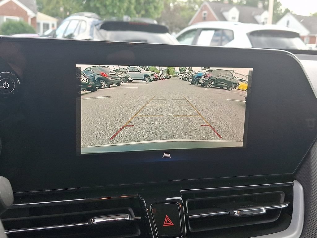 Used 2025 Chevrolet TrailBlazer LT AWD/4WD image 19