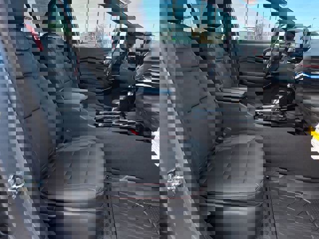 New 2026 Chevrolet Trax RS w/ Sunroof Package image 18