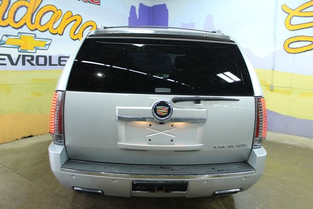 Used 2013 Cadillac Escalade Premium image 7