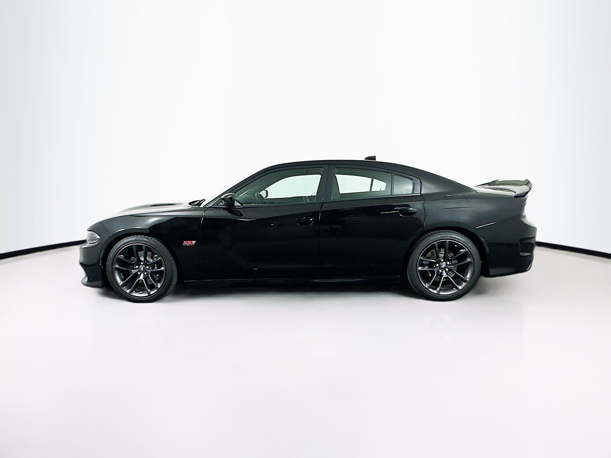 Used 2020 Dodge Charger Scat Pack RWD image 4